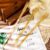 Yinkin 72 Pcs Bamboo Back Scratcher Bulk Traditional Manual Back Massager Wooden Long Scratcher for Itching Relief and Body Massage Elderly Men Women Friend and Family Nursing Gifts